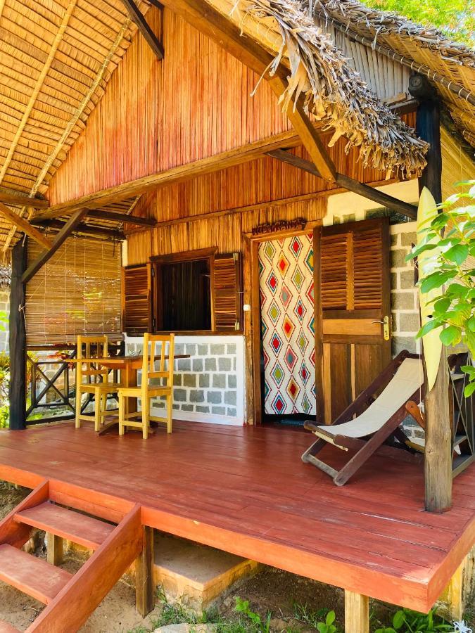 Tamarin Lodge Ampangorinana Esterno foto