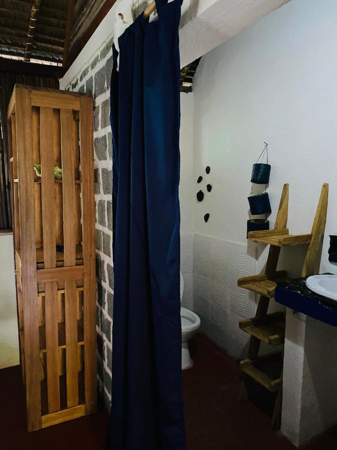 Tamarin Lodge Ampangorinana Esterno foto