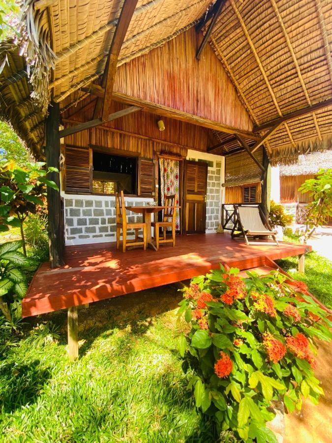 Tamarin Lodge Ampangorinana Esterno foto