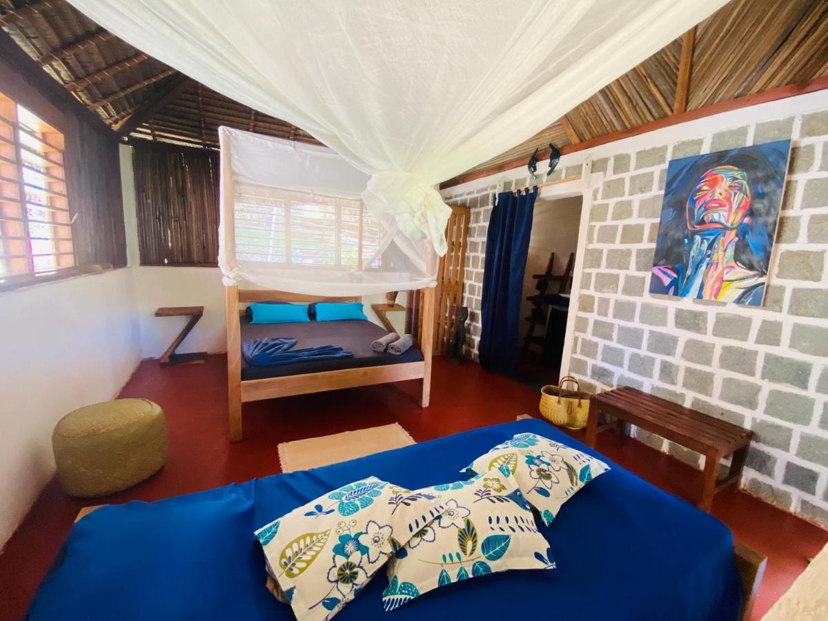 Tamarin Lodge Ampangorinana Esterno foto