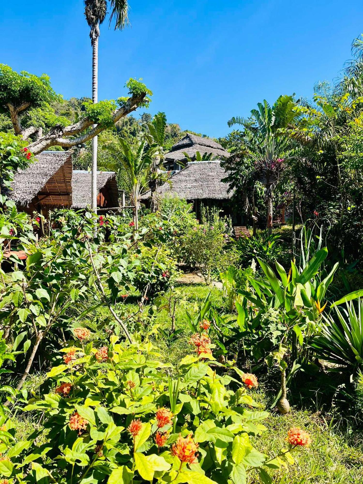 Tamarin Lodge Ampangorinana Esterno foto